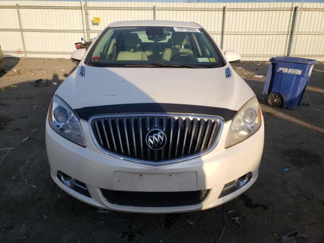 Photo 4 VIN: 1G4PP5SK9D4175153 - BUICK VERANO 