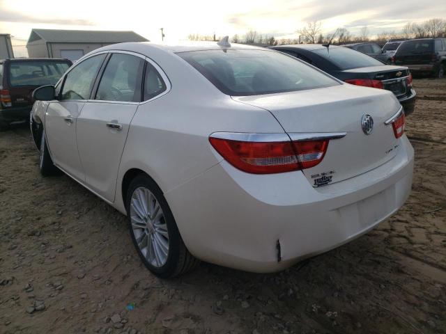 Photo 2 VIN: 1G4PP5SK9D4200178 - BUICK VERANO 