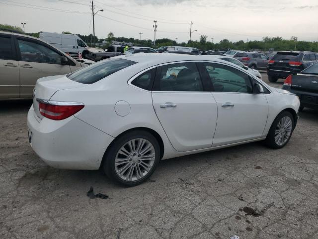 Photo 2 VIN: 1G4PP5SK9D4215179 - BUICK VERANO 