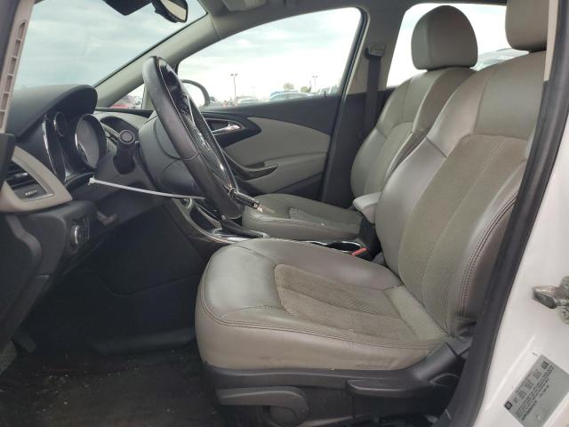 Photo 6 VIN: 1G4PP5SK9D4215179 - BUICK VERANO 