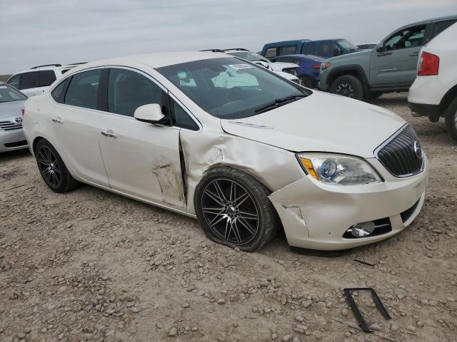 Photo 3 VIN: 1G4PP5SK9D4250045 - BUICK VERANO 