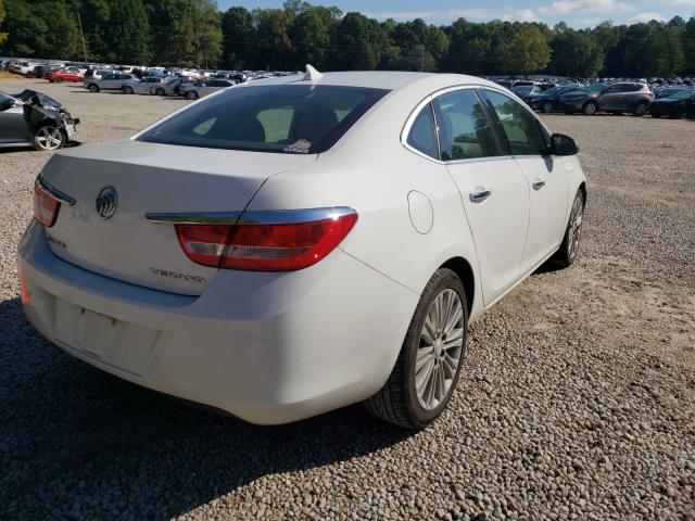 Photo 3 VIN: 1G4PP5SK9E4142980 - BUICK VERANO 