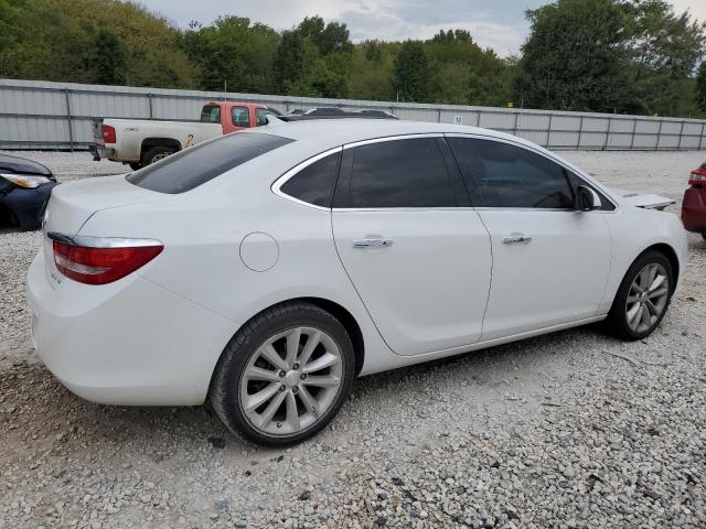 Photo 2 VIN: 1G4PP5SK9E4179947 - BUICK VERANO 