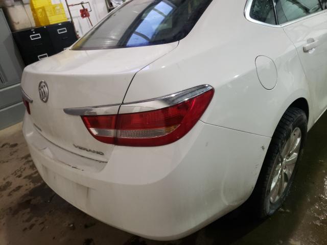 Photo 8 VIN: 1G4PP5SK9F4140986 - BUICK VERANO 