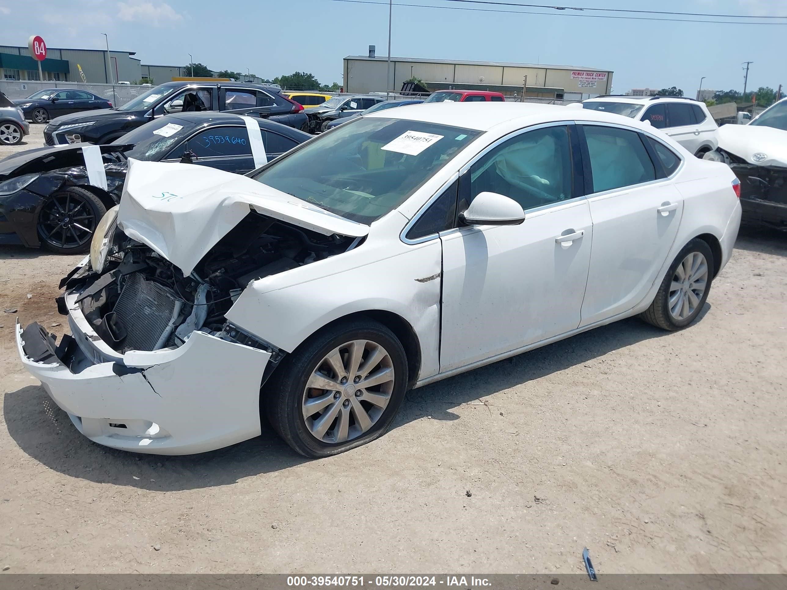 Photo 1 VIN: 1G4PP5SK9F4180145 - BUICK VERANO 