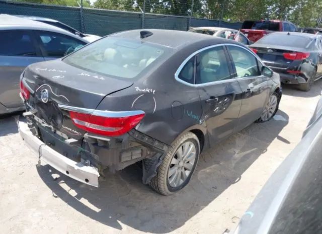 Photo 3 VIN: 1G4PP5SK9G4139533 - BUICK VERANO 