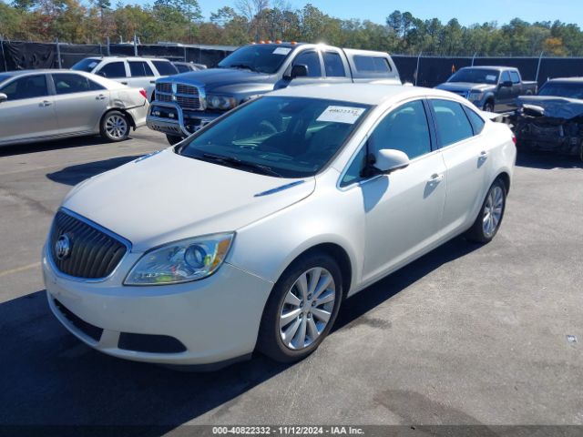 Photo 1 VIN: 1G4PP5SK9G4152251 - BUICK VERANO 