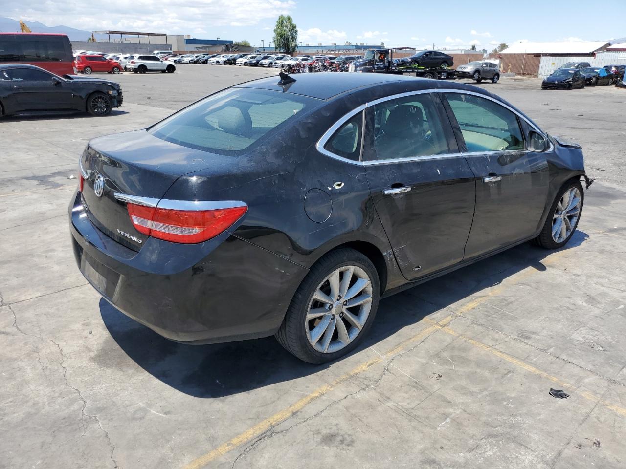 Photo 2 VIN: 1G4PP5SKXC4123108 - BUICK VERANO 