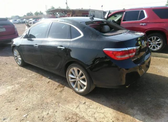 Photo 2 VIN: 1G4PP5SKXC4210409 - BUICK VERANO 