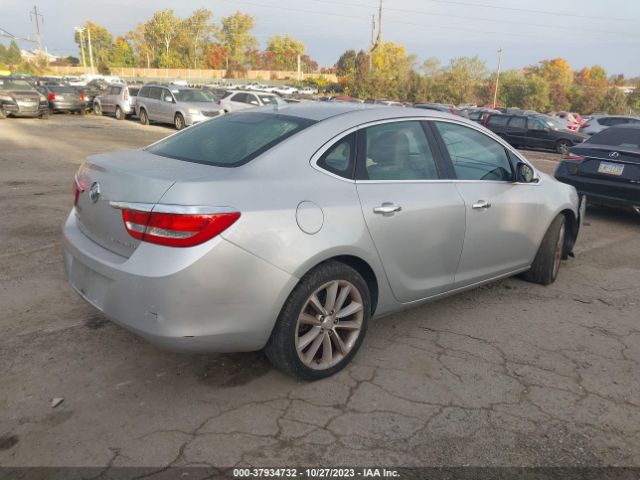 Photo 3 VIN: 1G4PP5SKXC4214959 - BUICK VERANO 