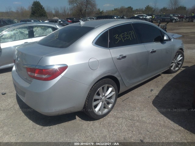 Photo 3 VIN: 1G4PP5SKXD4104883 - BUICK VERANO 