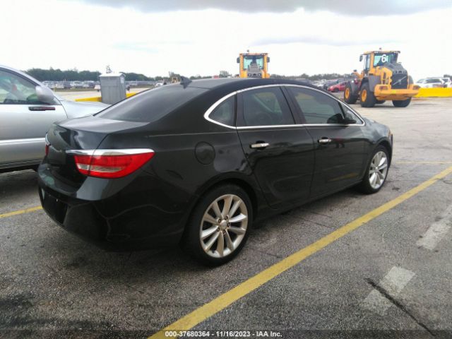 Photo 3 VIN: 1G4PP5SKXD4108982 - BUICK VERANO 