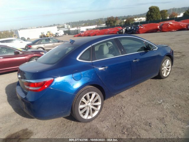 Photo 3 VIN: 1G4PP5SKXD4136961 - BUICK VERANO 