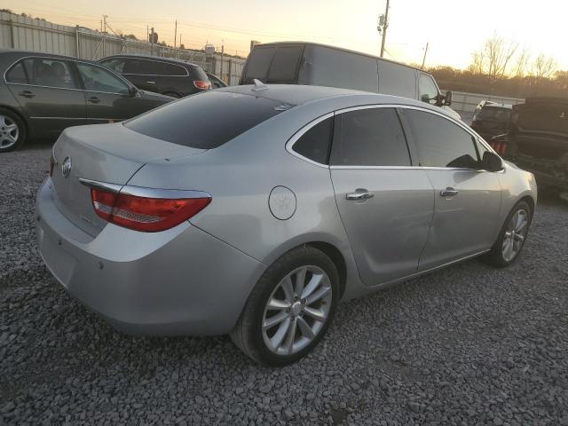 Photo 2 VIN: 1G4PP5SKXD4139682 - BUICK VERANO 