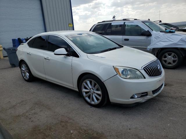 Photo 3 VIN: 1G4PP5SKXD4140718 - BUICK VERANO 