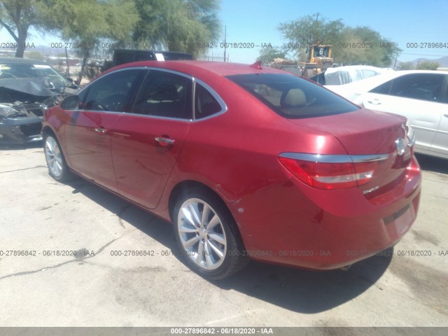 Photo 2 VIN: 1G4PP5SKXD4162704 - BUICK VERANO 