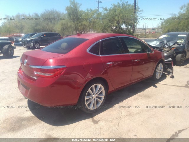 Photo 3 VIN: 1G4PP5SKXD4162704 - BUICK VERANO 