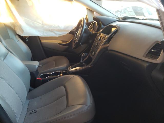 Photo 4 VIN: 1G4PP5SKXD4170656 - BUICK VERANO 