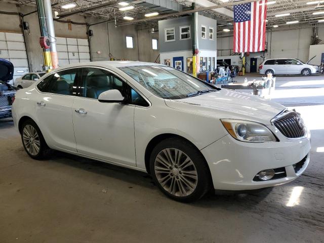 Photo 3 VIN: 1G4PP5SKXD4207642 - BUICK VERANO 