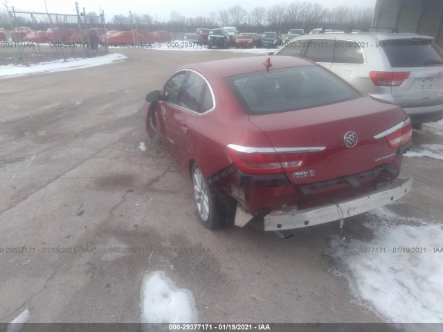 Photo 2 VIN: 1G4PP5SKXD4231827 - BUICK VERANO 