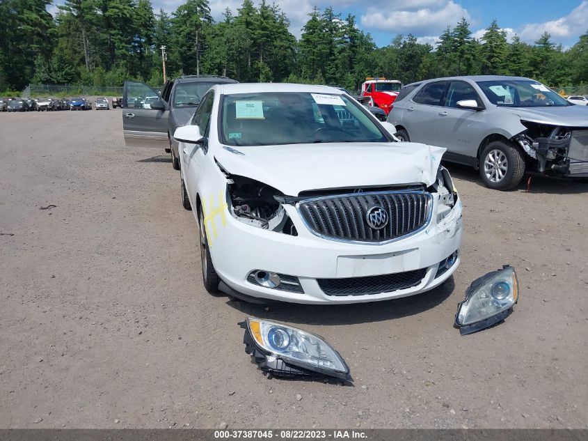 Photo 11 VIN: 1G4PP5SKXE4132717 - BUICK VERANO 