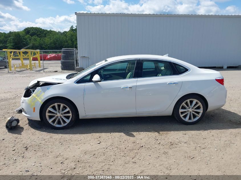 Photo 14 VIN: 1G4PP5SKXE4132717 - BUICK VERANO 