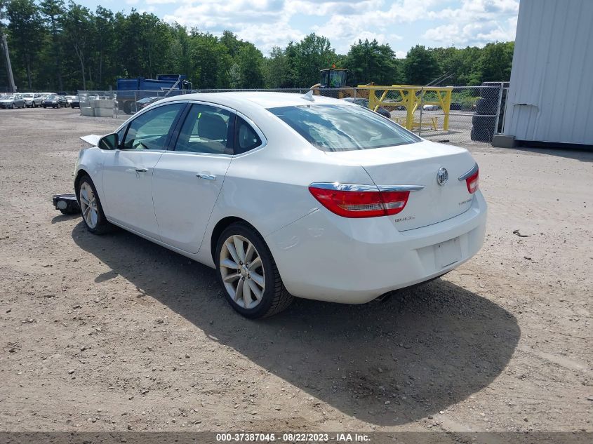 Photo 2 VIN: 1G4PP5SKXE4132717 - BUICK VERANO 