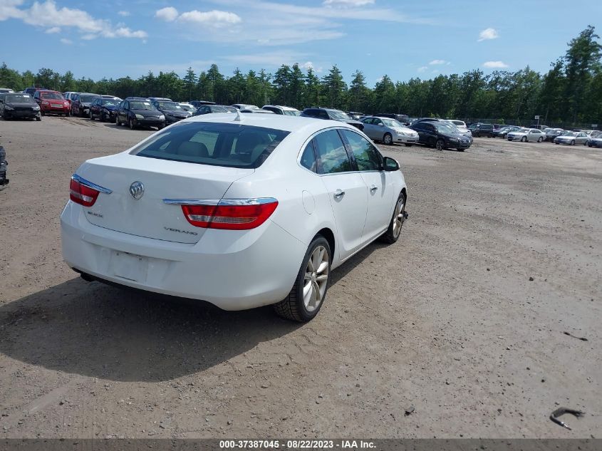 Photo 3 VIN: 1G4PP5SKXE4132717 - BUICK VERANO 