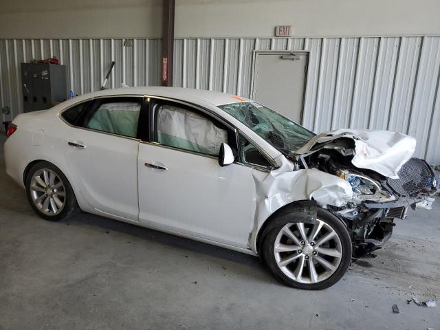 Photo 3 VIN: 1G4PP5SKXE4197616 - BUICK VERANO 