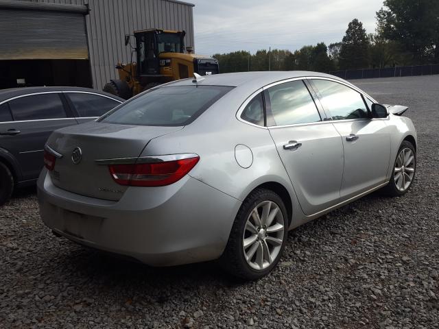 Photo 3 VIN: 1G4PP5SKXE4242358 - BUICK VERANO 