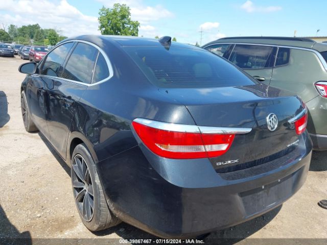 Photo 2 VIN: 1G4PP5SKXF4144125 - BUICK VERANO 