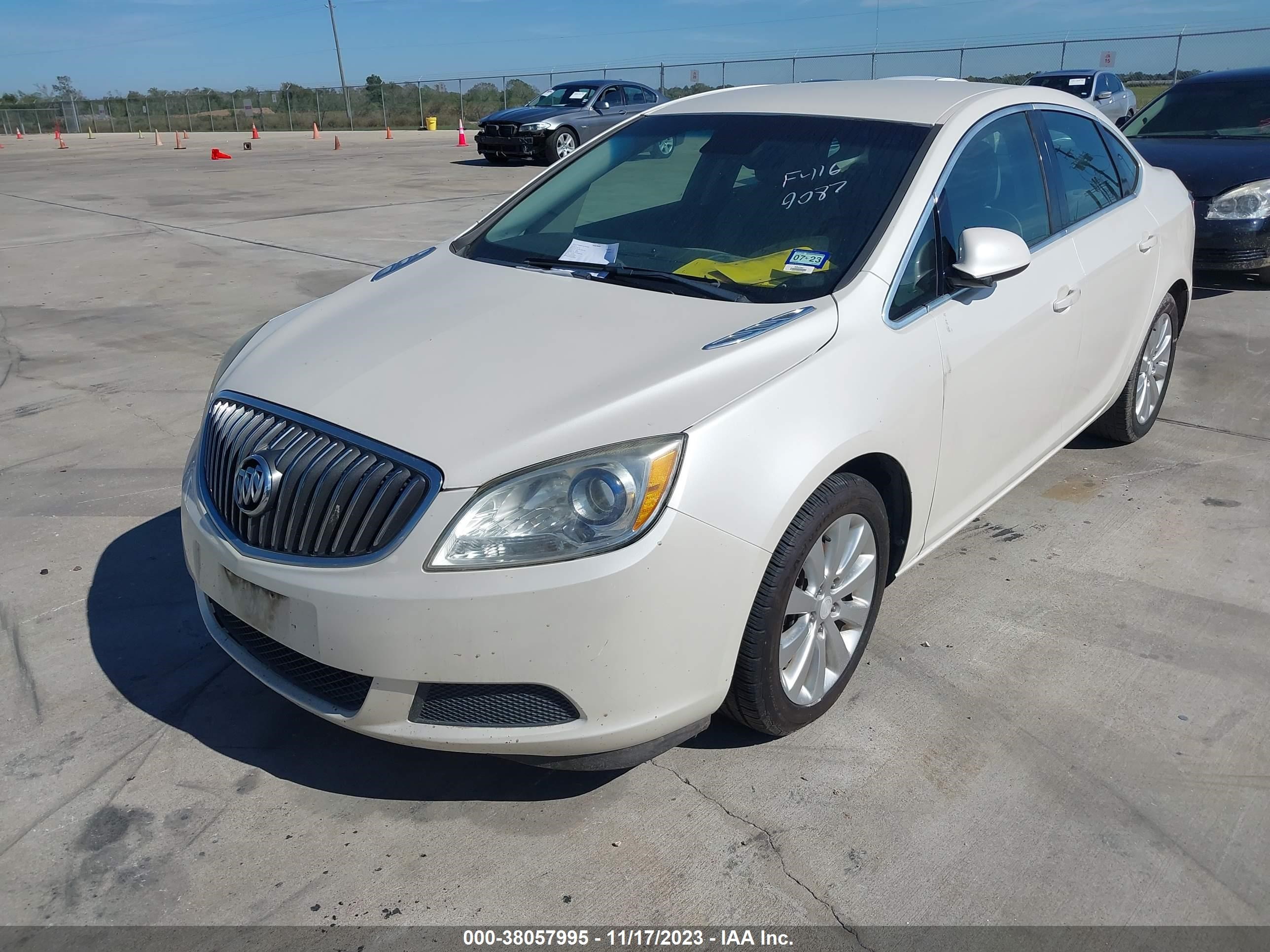 Photo 5 VIN: 1G4PP5SKXF4169087 - BUICK VERANO 