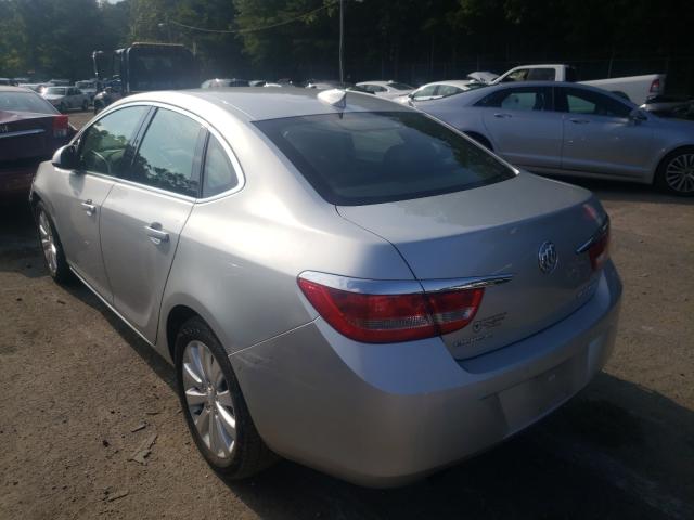 Photo 2 VIN: 1G4PP5SKXF4183278 - BUICK VERANO 