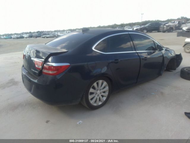 Photo 3 VIN: 1G4PP5SKXF4186035 - BUICK VERANO 