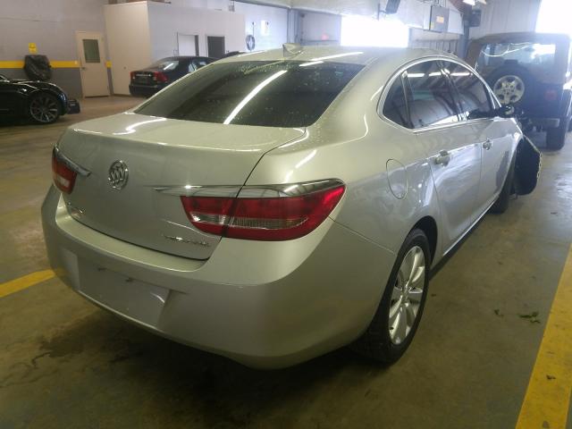 Photo 3 VIN: 1G4PP5SKXF4194782 - BUICK VERANO 