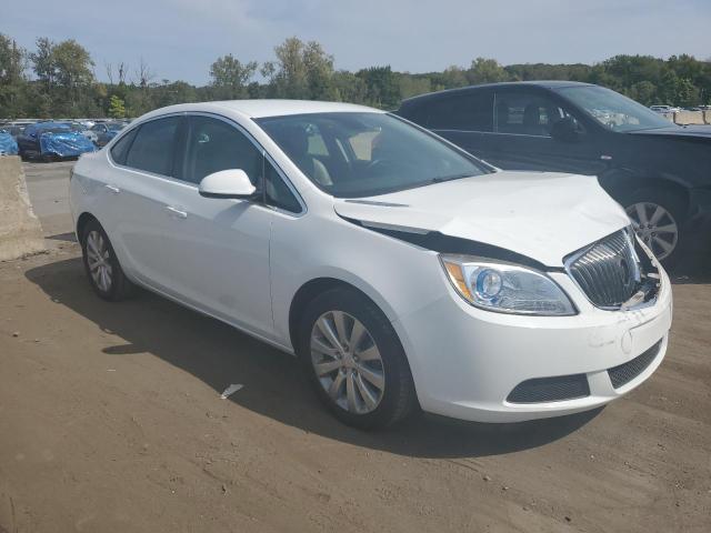 Photo 3 VIN: 1G4PP5SKXF4208826 - BUICK VERANO 