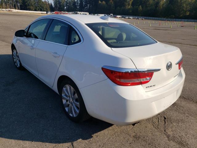 Photo 2 VIN: 1G4PP5SKXG4142019 - BUICK VERANO 