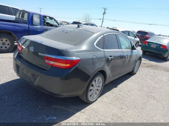 Photo 3 VIN: 1G4PP5SKXG4143011 - BUICK VERANO 