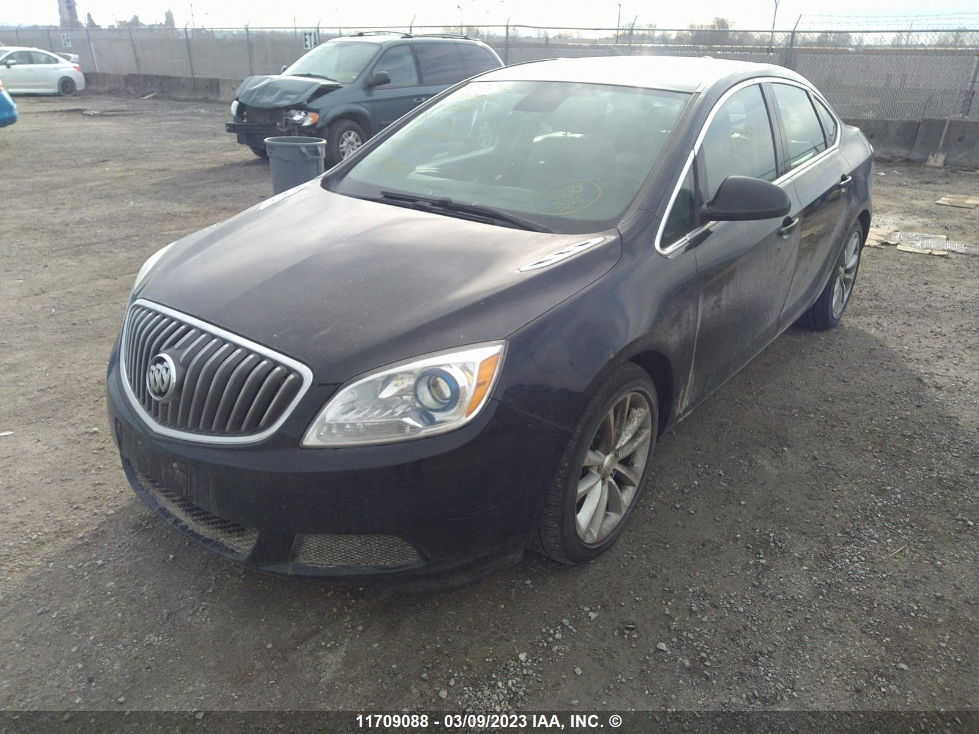 Photo 1 VIN: 1G4PP5SKXH4100418 - BUICK VERANO 