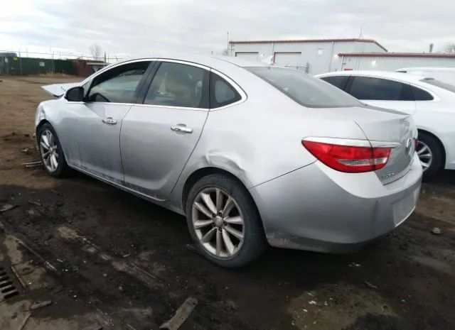 Photo 2 VIN: 1G4PR5SK0C4155351 - BUICK VERANO 