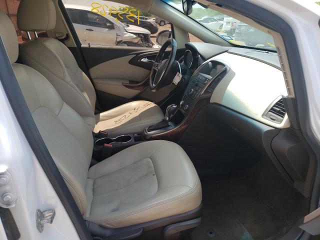 Photo 4 VIN: 1G4PR5SK0D4128698 - BUICK VERANO CON 