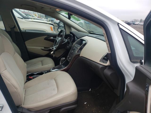 Photo 4 VIN: 1G4PR5SK0G4111078 - BUICK VERANO CON 