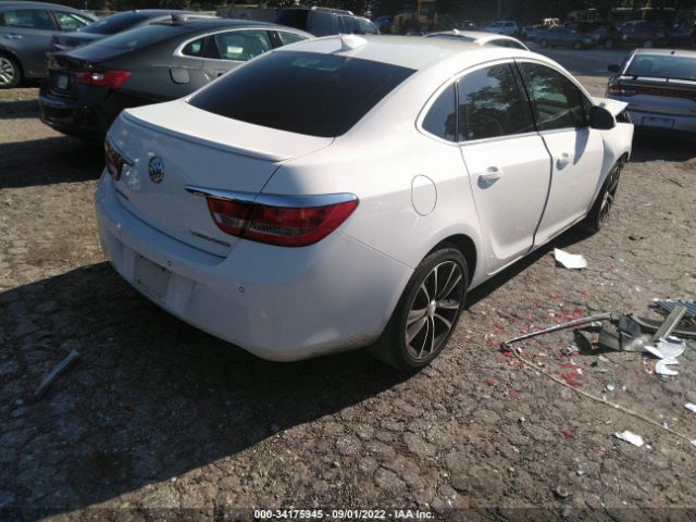 Photo 3 VIN: 1G4PR5SK0H4104035 - BUICK VERANO 