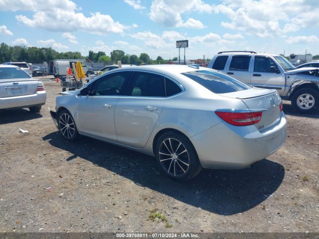 Photo 2 VIN: 1G4PR5SK0H4122762 - BUICK VERANO 