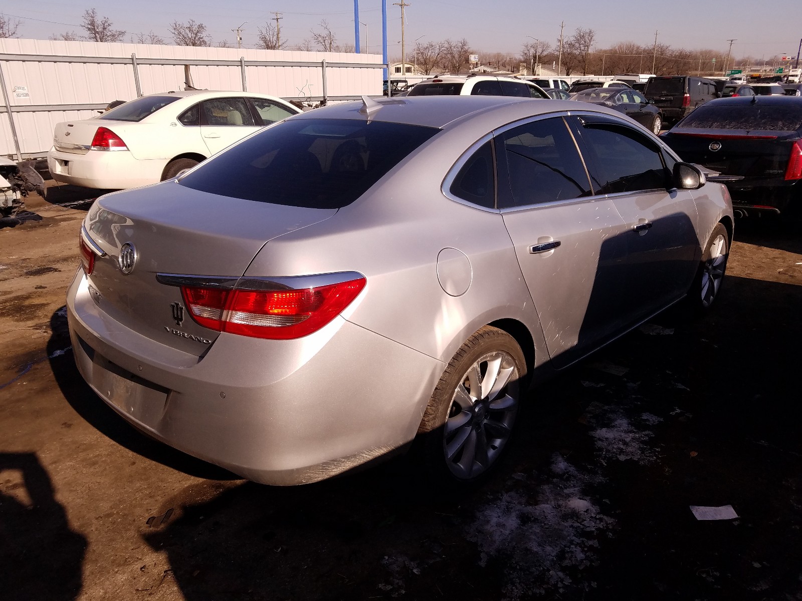 Photo 3 VIN: 1G4PR5SK1E4101088 - BUICK VERANO CON 