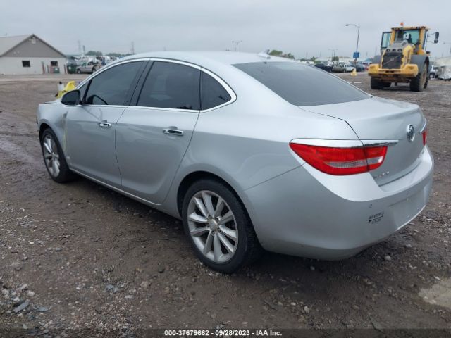 Photo 2 VIN: 1G4PR5SK1E4216421 - BUICK VERANO 