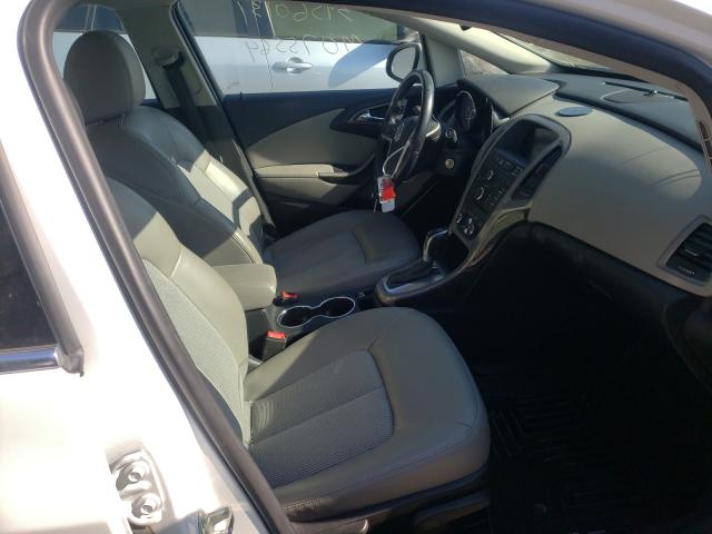 Photo 4 VIN: 1G4PR5SK1F4102694 - BUICK VERANO CON 