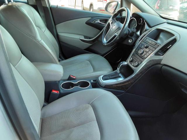 Photo 4 VIN: 1G4PR5SK1F4122900 - BUICK VERANO 