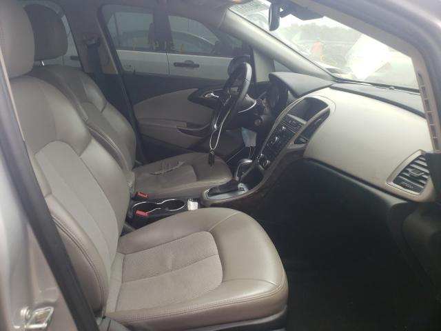 Photo 4 VIN: 1G4PR5SK2C4232057 - BUICK VERANO CON 