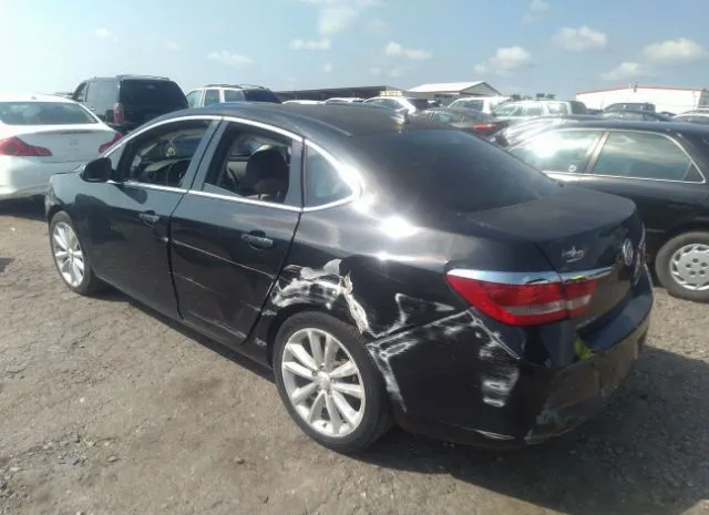 Photo 2 VIN: 1G4PR5SK2E4217979 - BUICK VERANO 